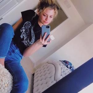 Meet your Posher, Alexandra